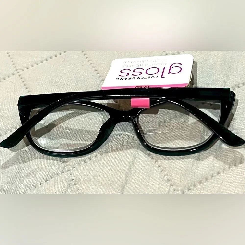 Foster Grant Gloss Women’s Readers Glasses 3.25 Magnification NWT Blk/Grn EG28
